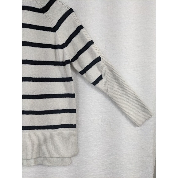 Women's Mock Turtleneck TunicSweater-A New Day White Striped Size L - Picture 5 of 10